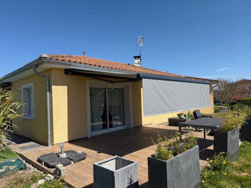 extérieur maison store banne motorisé été 
